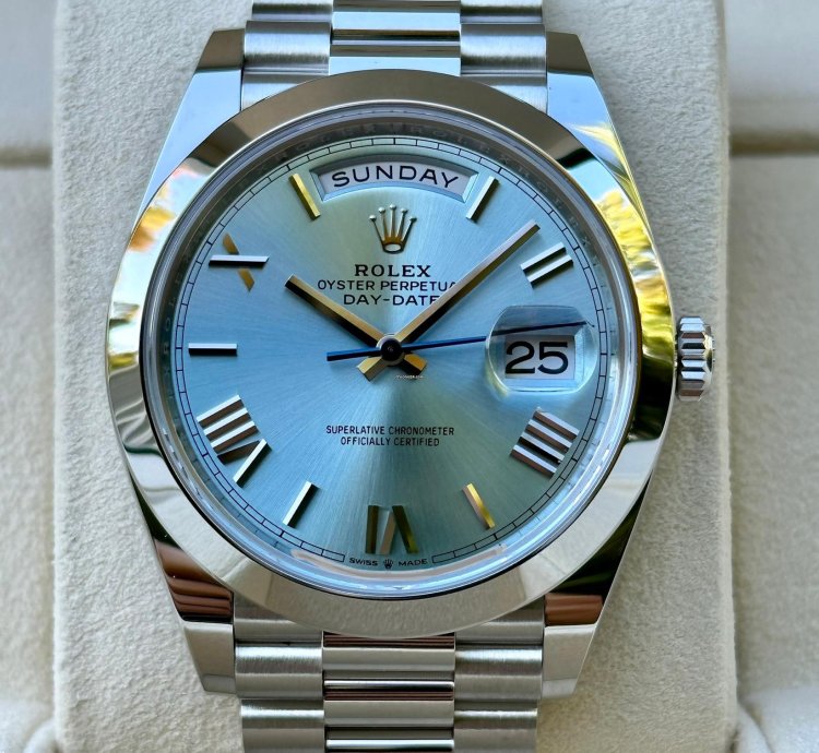 Rolex Day-date 40 228206 Ice Blue Roman