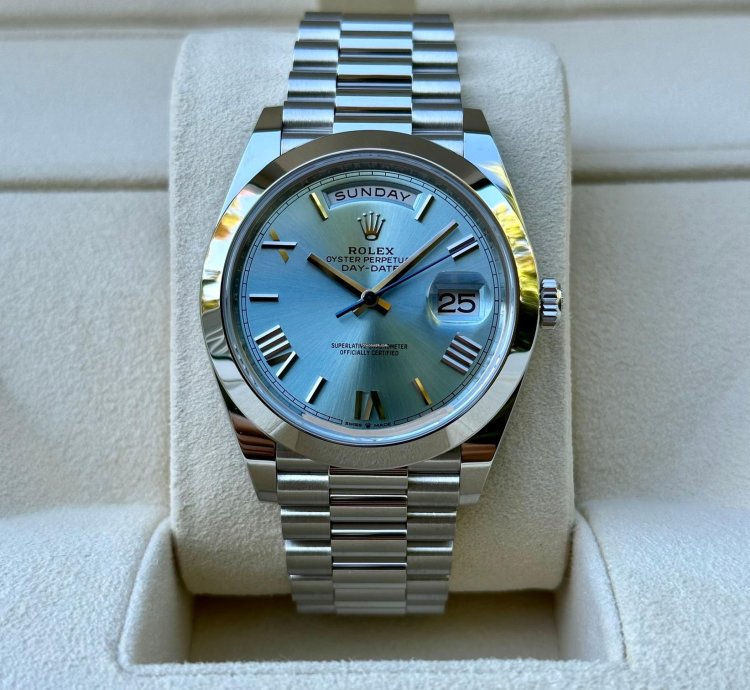 Rolex Day-date 40 228206 Ice Blue Roman