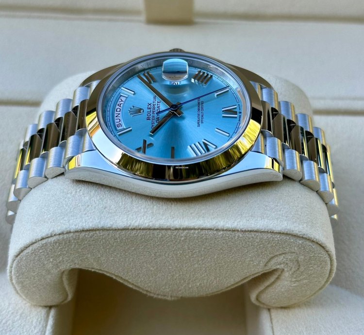 Rolex Day-date 40 228206 Ice Blue Roman