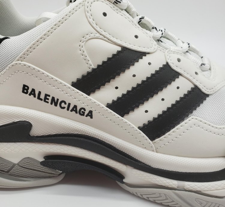 Collab Triple Sneakers 44
