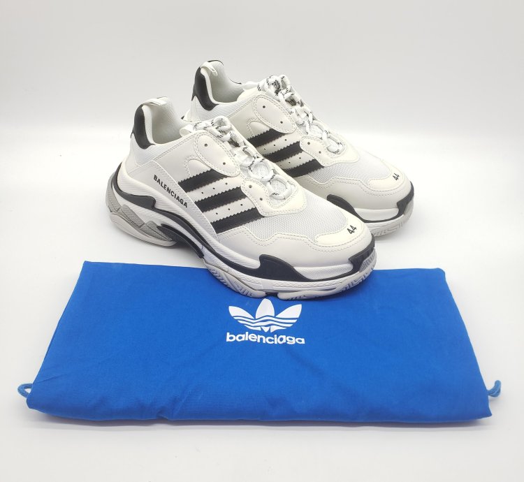 Collab Triple Sneakers 44