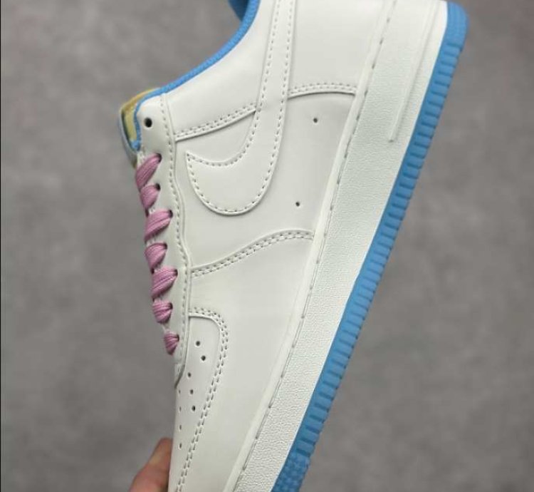 Nike Air Force 1 Low White Blue Pink