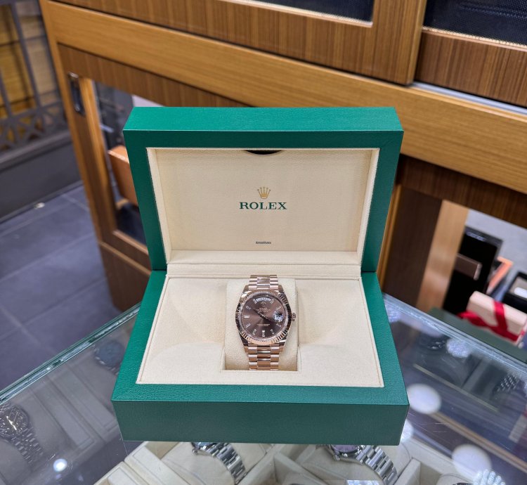 Rolex Day-date 40 228235