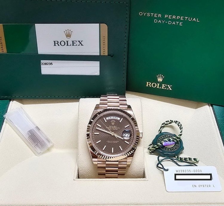 Rolex Day-date 40 228235