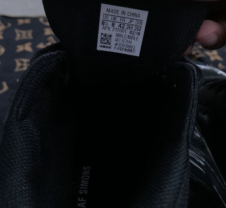 Core Black Silver Metallic Raf Simons Ozweegos