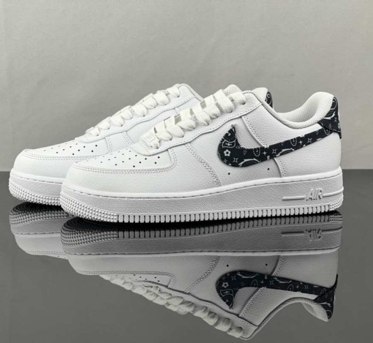 Nike Air Force 1 Low White Black Paisley