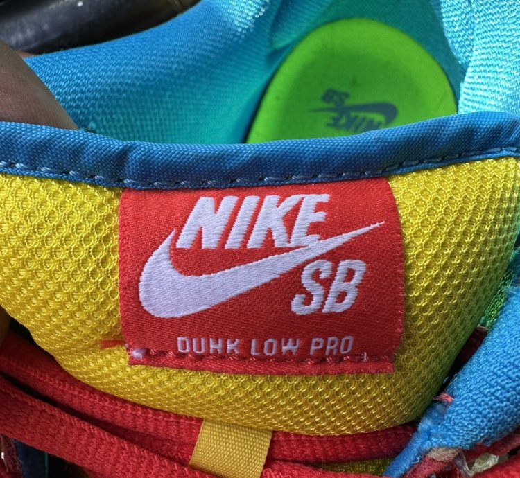 Size 9 - Nike Sb Dunk Low Bart Simpson 2022