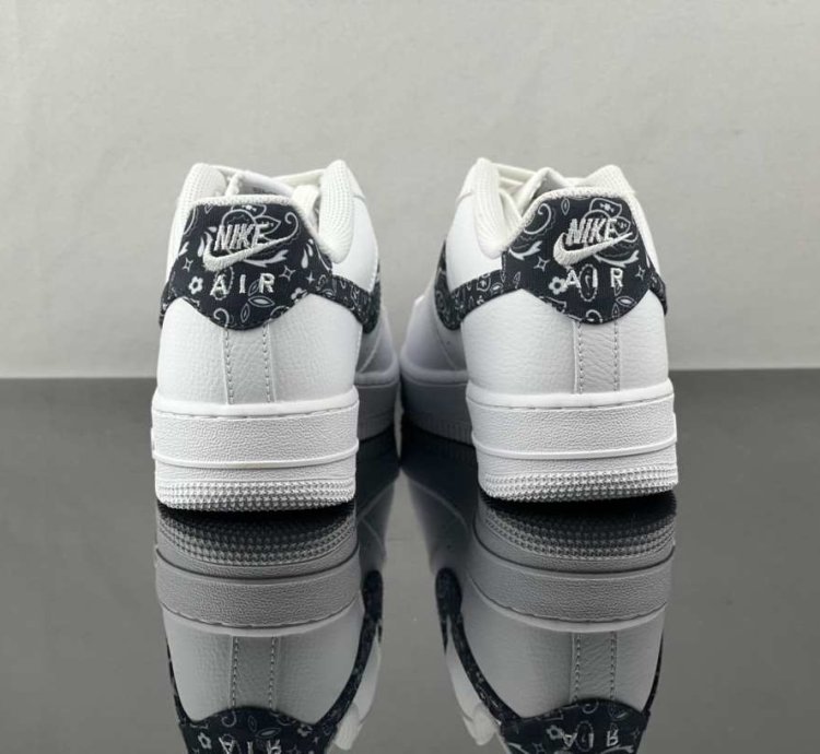 Nike Air Force 1 Low White Black Paisley