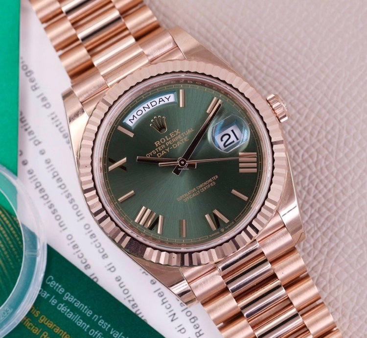 Rolex Day-date 40 228235 - Olive Green Dial - New 2023