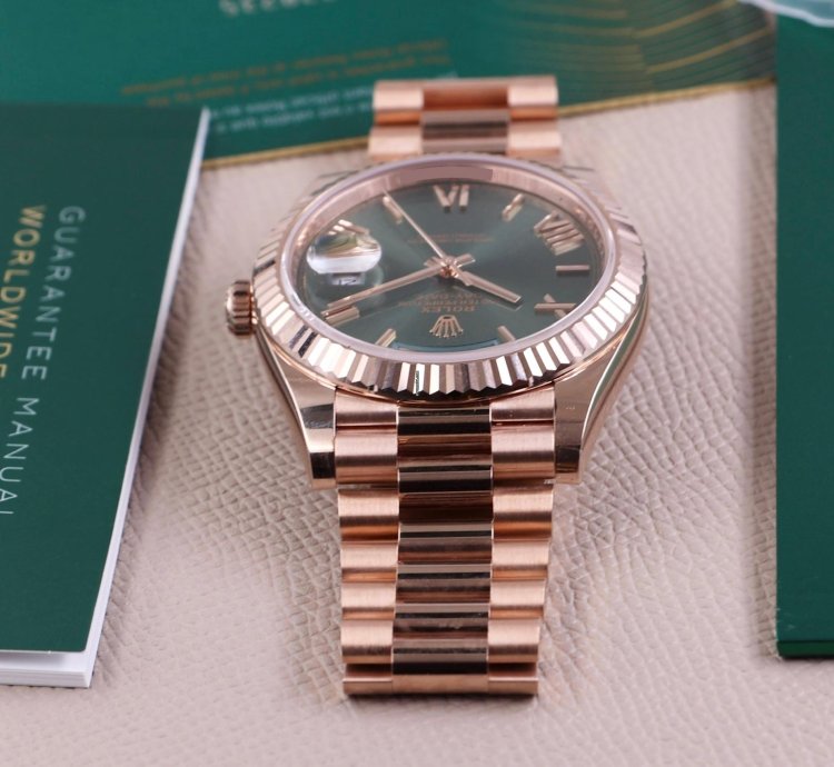 Rolex Day-date 40 228235 - Olive Green Dial - New 2023