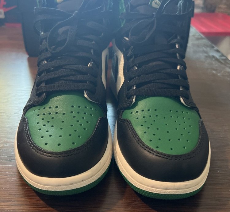 Air Jordan 1 Retro High Og Pine Green