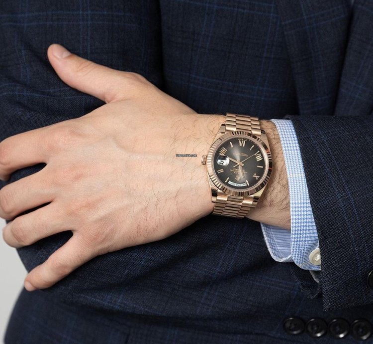 Rolex Day-date 40 228235 18k Rose Gold Black Ombre Roman Dial 40 Mm