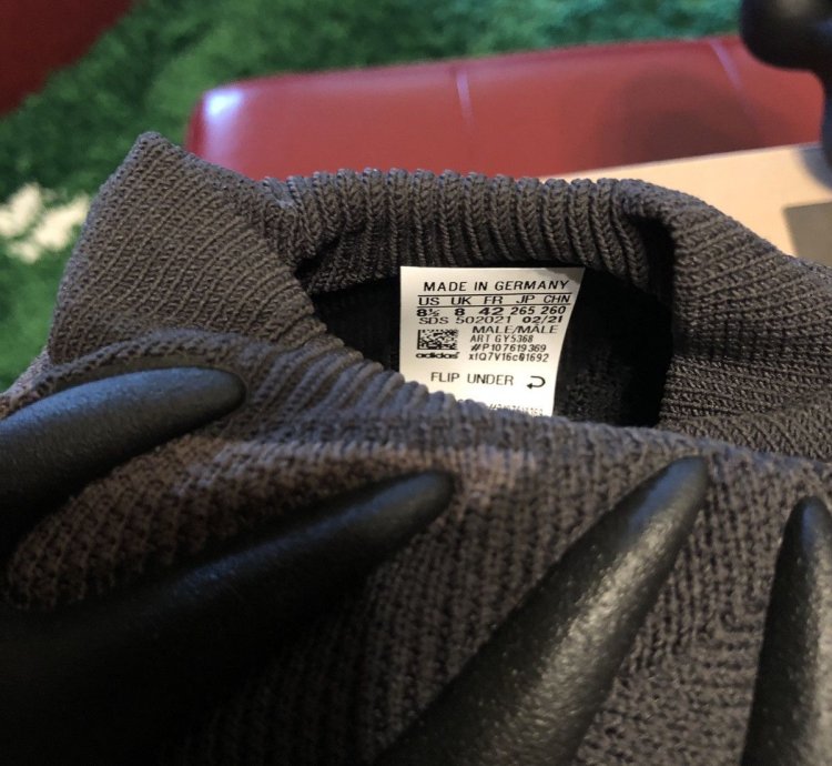 Dark Slate Yeezy 450