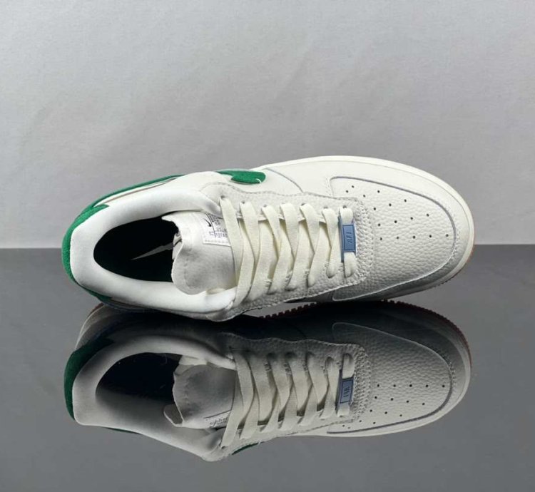 Nike Air Force 1 Lxx mist Green