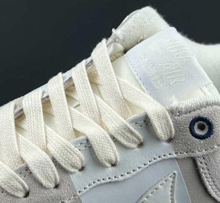 Nike Air Force 1 Nai-ke