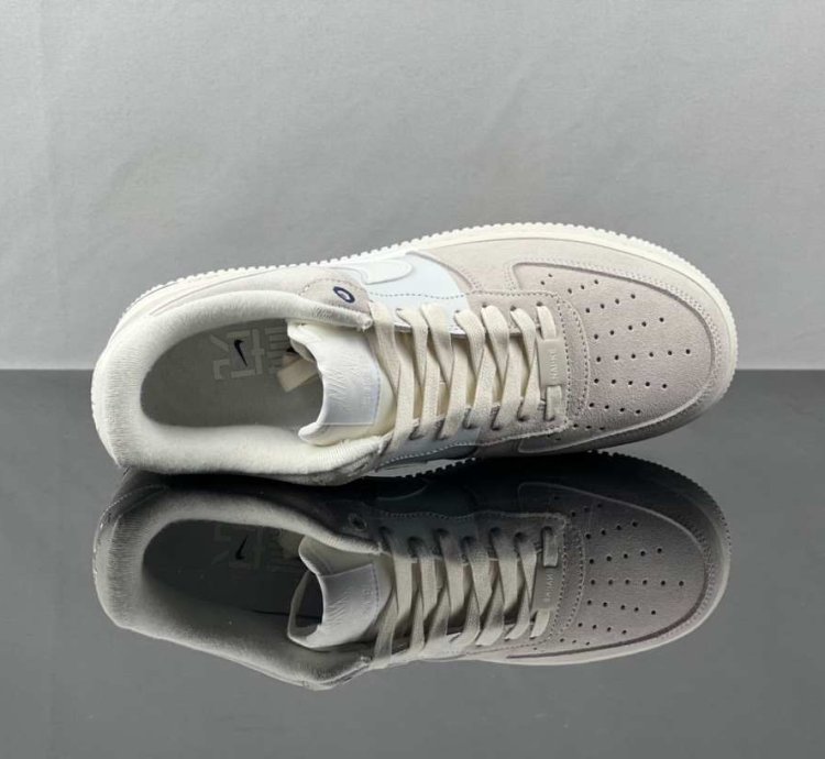 Nike Air Force 1 Nai-ke