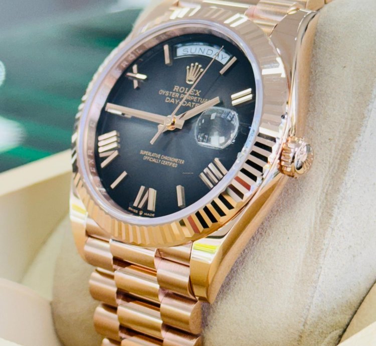 Rolex Day-date 40 228235 18k Rose Gold President Slate Ombre Roman Dial Box And Papers Unworn