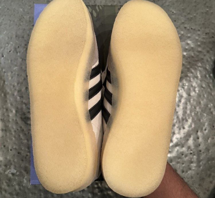 Fieg Clarks Adidas Samba Kithmas