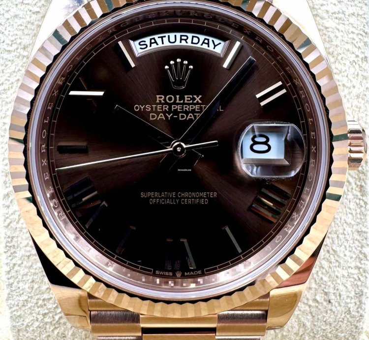 Rolex Day-date 40 228235 40mm Rose Gold Chocolate Roman Dial Unworn 2024
