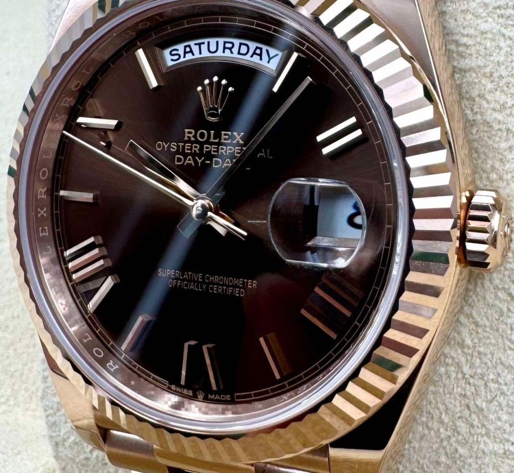 Rolex Day-date 40 228235 40mm Rose Gold Chocolate Roman Dial Unworn 2024