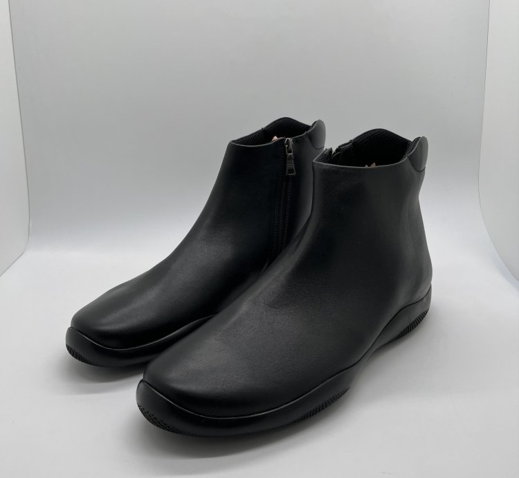Toblach High Top Sneakers