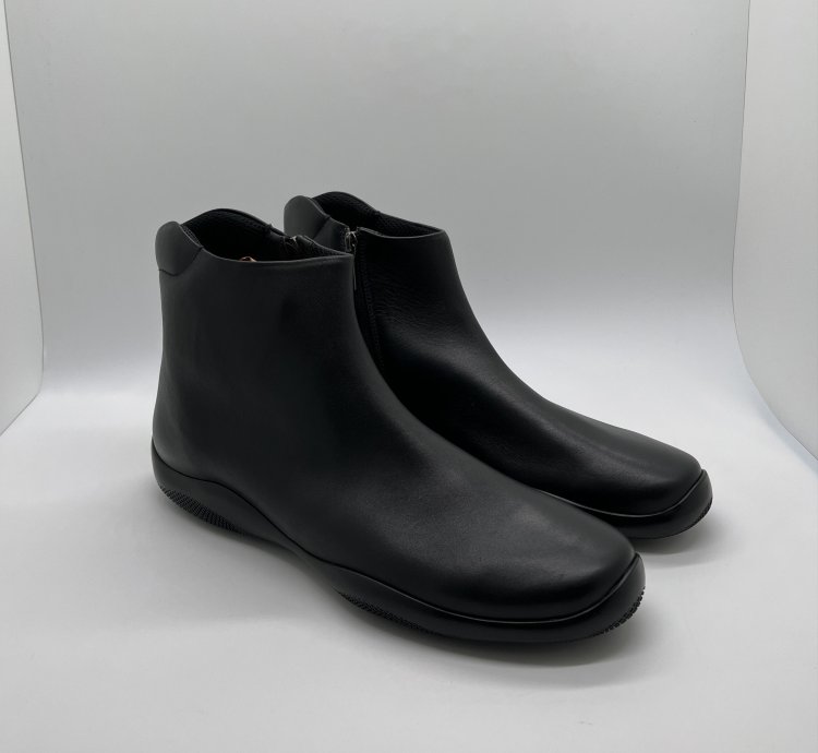Toblach High Top Sneakers