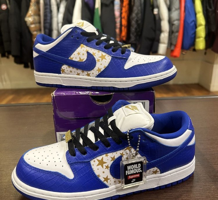 Supreme Nike Sb Dunk Low Stars Hyper Royal