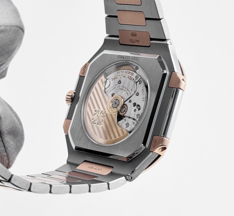 Patek Philippe Cubitus 5821 1ar-001 Stainless Steel Rose Gold Blue Dial 2025