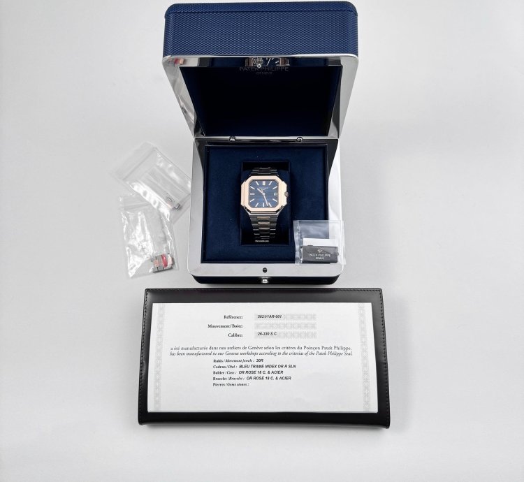 Patek Philippe Cubitus 5821 1ar-001 Stainless Steel Rose Gold Blue Dial 2025