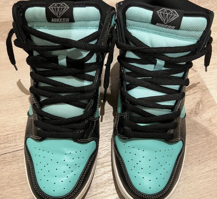 The Nike Sb Dunk High Diamond Supply Co Tiffany