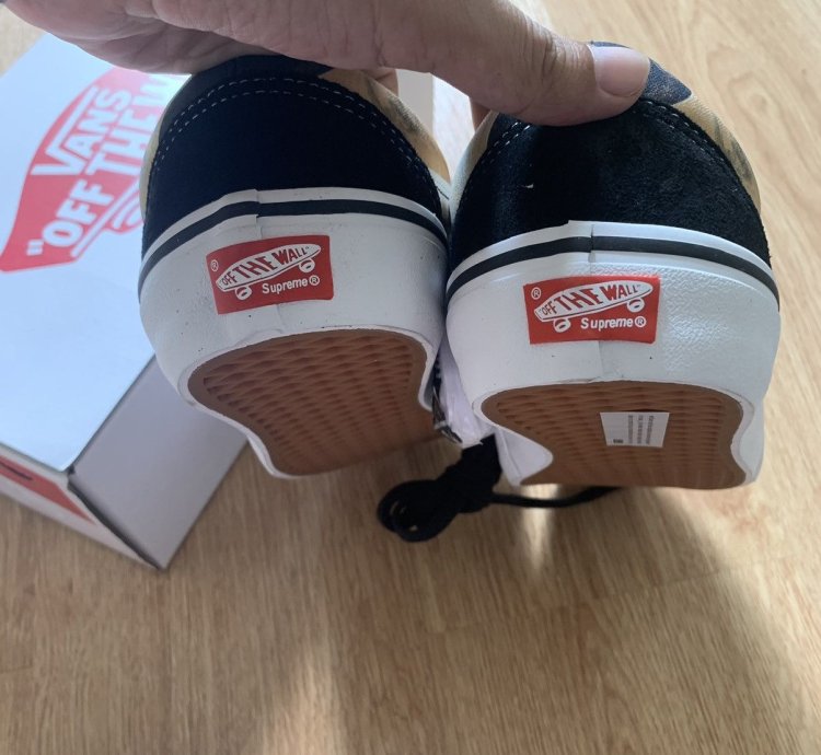 Vans Andres Serrano Blood And Semen Metallica