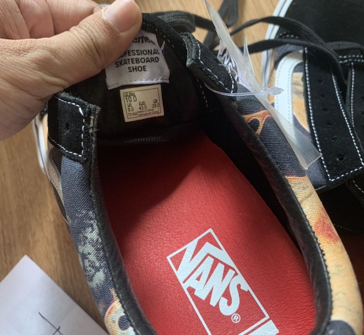 Vans Andres Serrano Blood And Semen Metallica