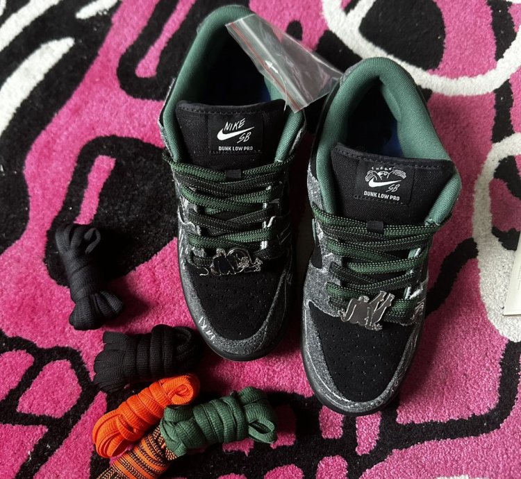 There Nike Sb Dunk Low