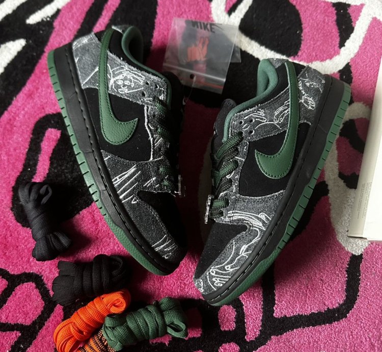 There Nike Sb Dunk Low