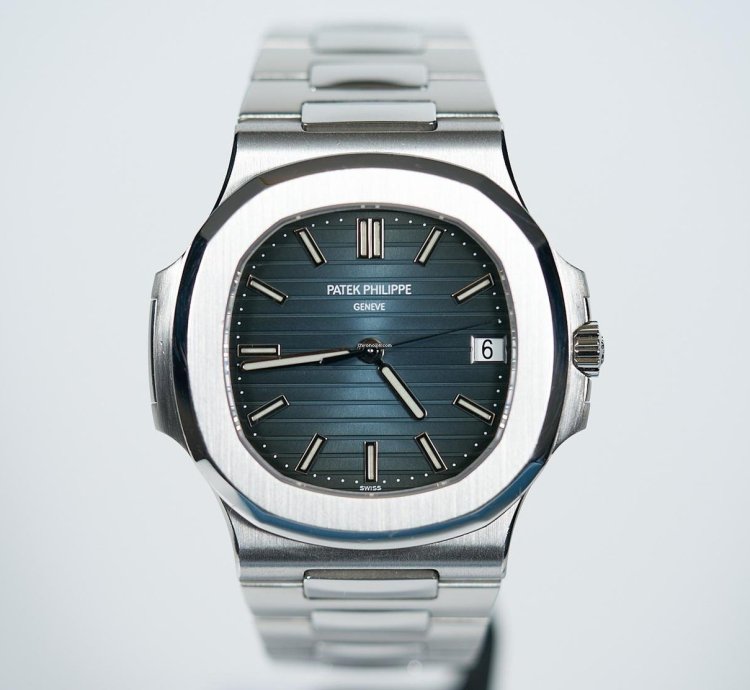 Patek Philippe Full Set Serviced Unpolished Cheapest Worldwide Nautilus 5800 1a Blue Dial