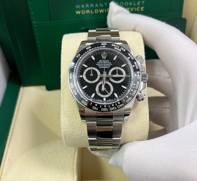 Rolex Daytona Black Cerachrom Bezel Black Index Dial Oyster Bracelet 126500ln