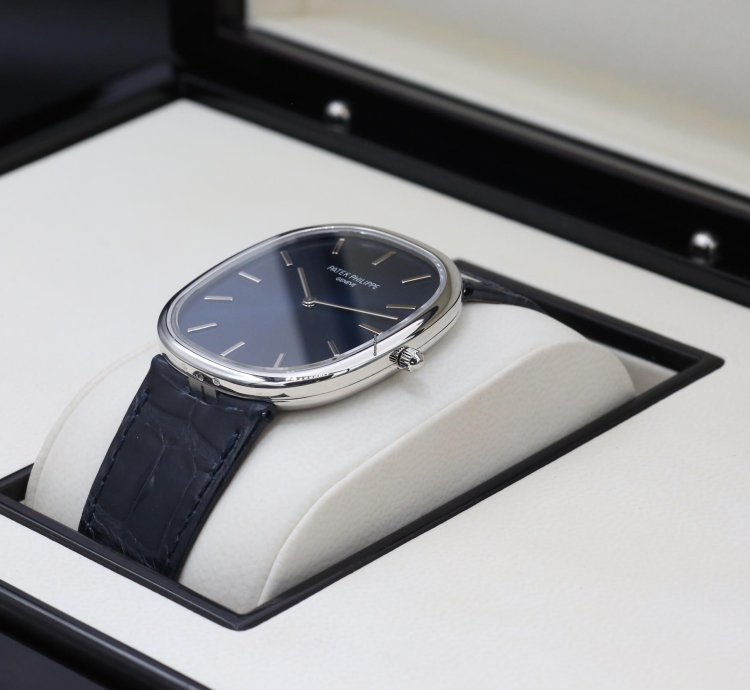 Patek Philippe Golden Ellipse 5738p-001