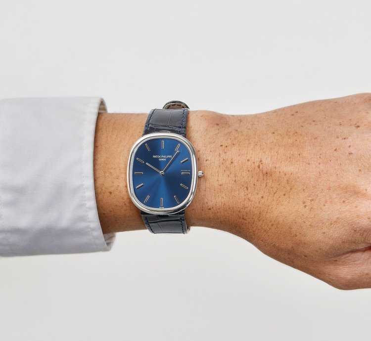 Patek Philippe Golden Ellipse 5738p-001 Platinum Blue Dial 2021