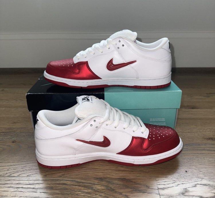 Varsity Red Supreme Nike Sb Dunk