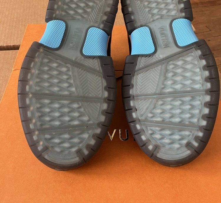 View Sneaker Black Blue