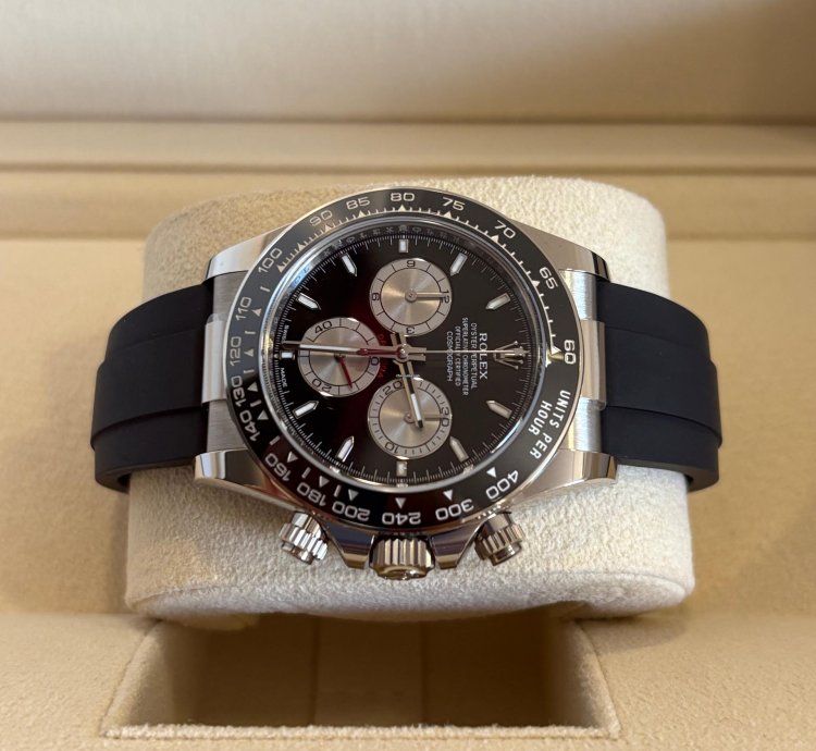 Rolex Daytona Black Dial - 126519ln - 2024