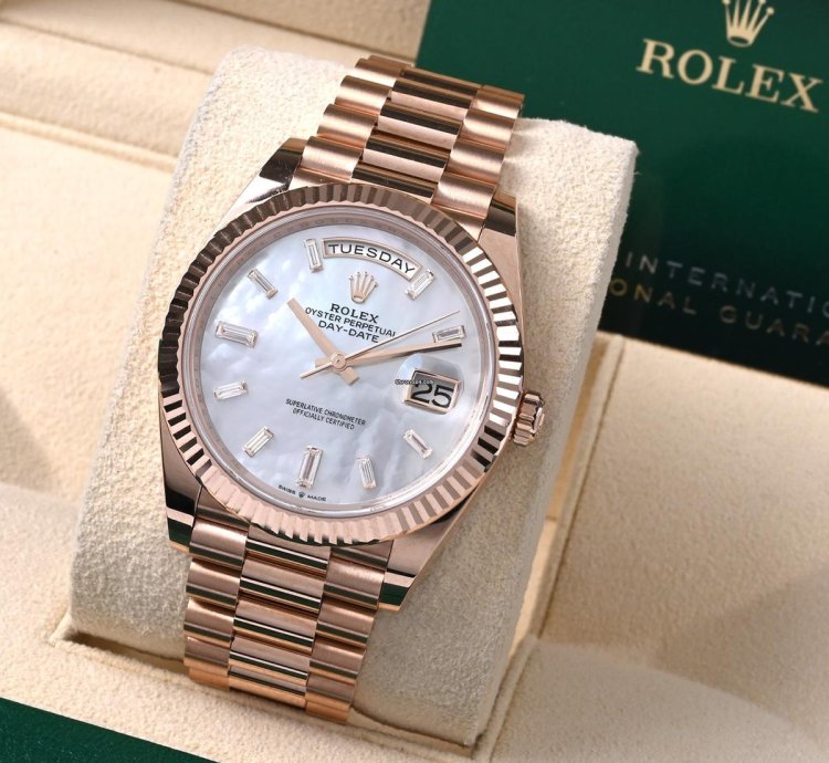 Rolex Day-date 40 228235 Rose Gold Mop Diamond Dial Fullset