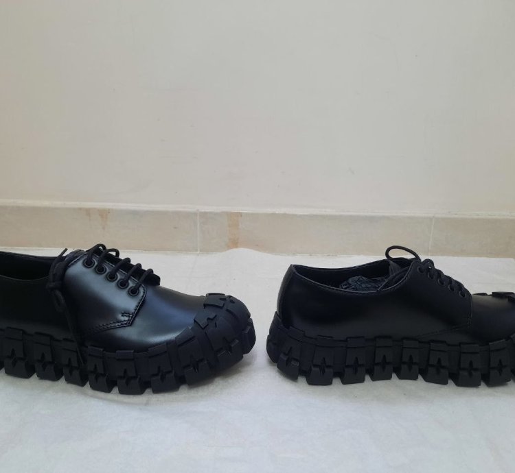 Wheel Tire Lug Sole Derby