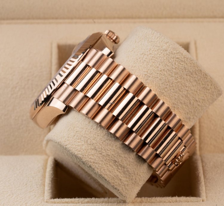 Rolex Day-date 40 228235 Rose Gold Slate Ombr 2025
