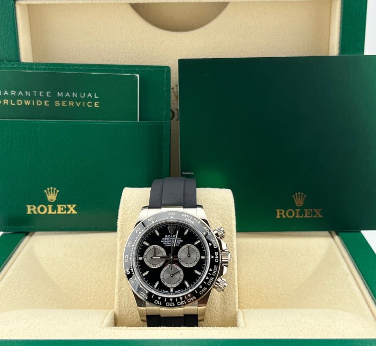 Rolex Daytona Black Dial - White Gold - Oysterflex