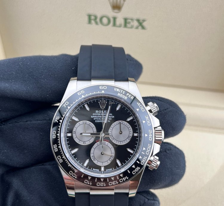 Rolex Daytona Black Dial - White Gold - Oysterflex