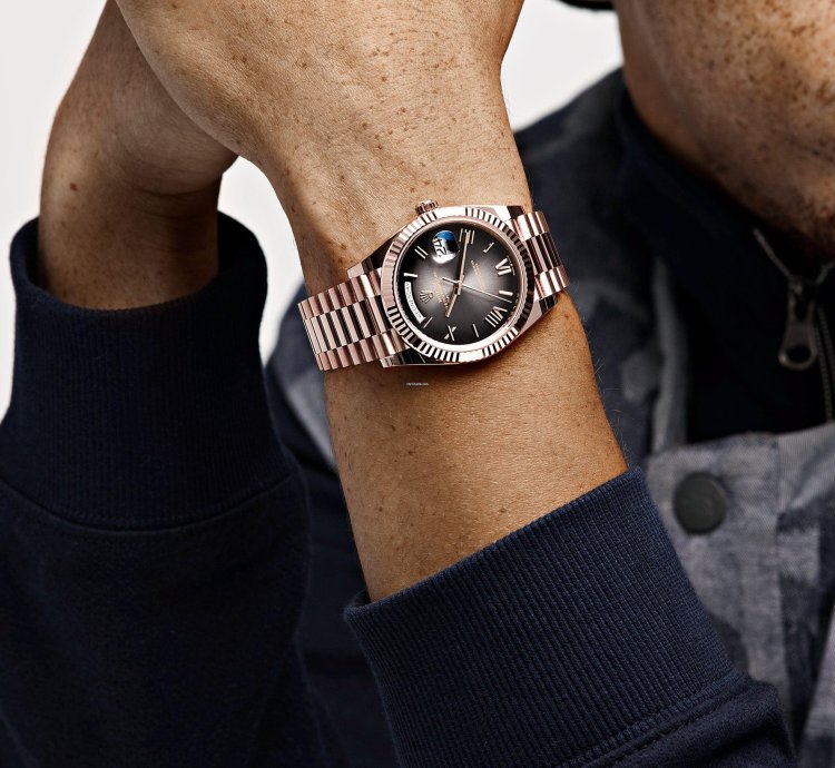 Rolex Day-date 40 228235 Rose Gold Slate Ombre Dial