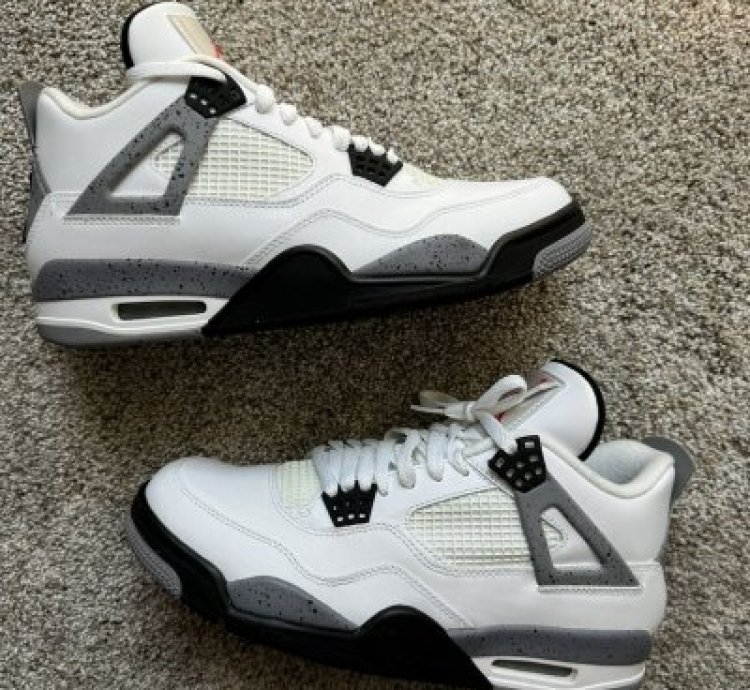 Air Jordan 4 Retro White Cement 2012 Size 9 5