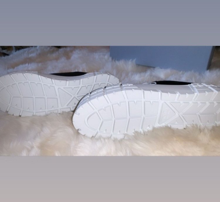 Women Nylon Gabardine Sneakers