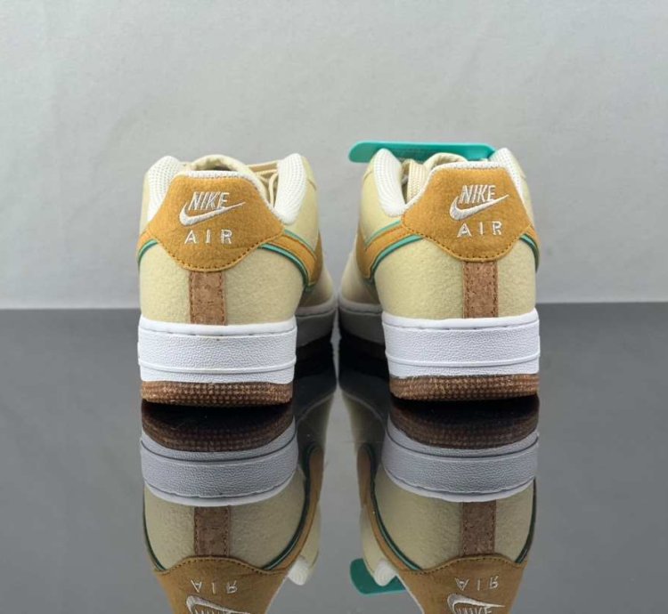 Nike Air Force 1 Premium happy Pineapple